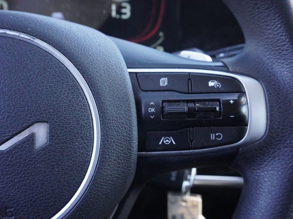 Used 2023 Kia Sportage LX AWD/4WD image 42