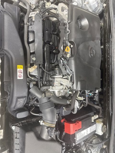 Used 2019 Toyota Camry LE image 9