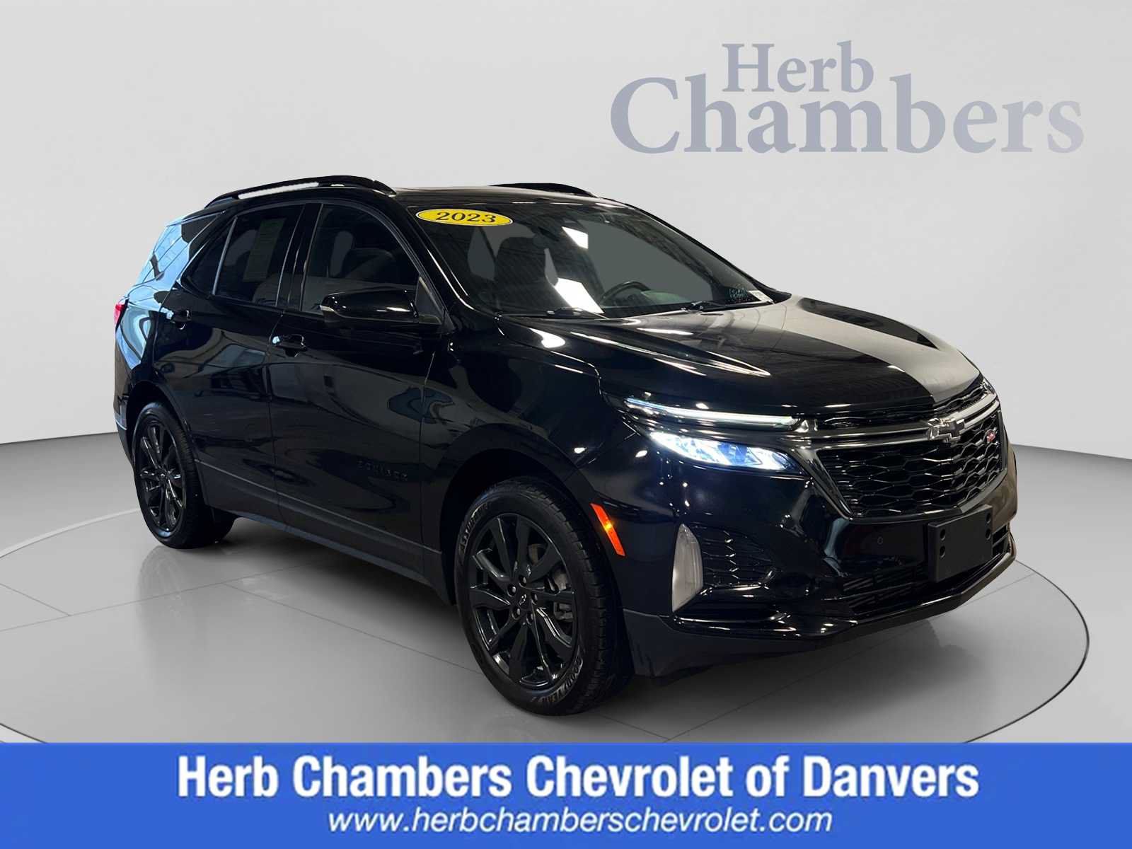 Used 2023 Chevrolet Equinox RS w/ RS Leather Package AWD/4WD image 1