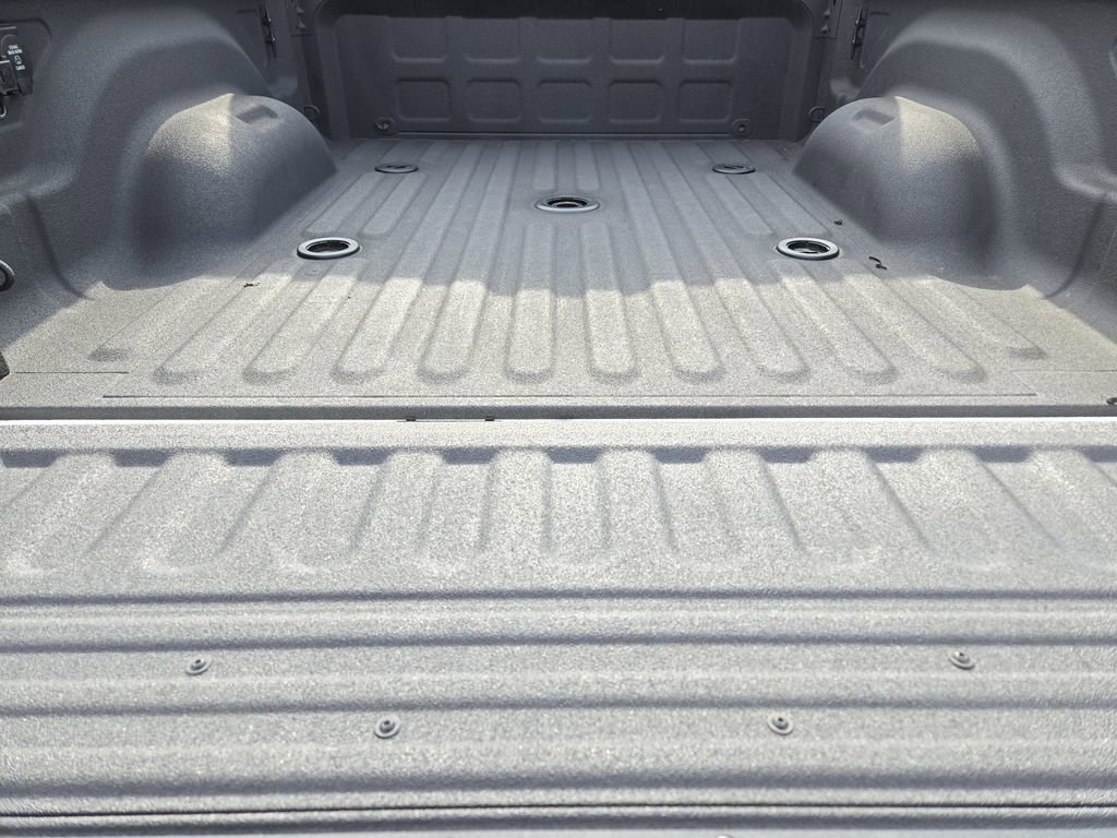 Used 2025 RAM 2500 Limited AWD/4WD image 27