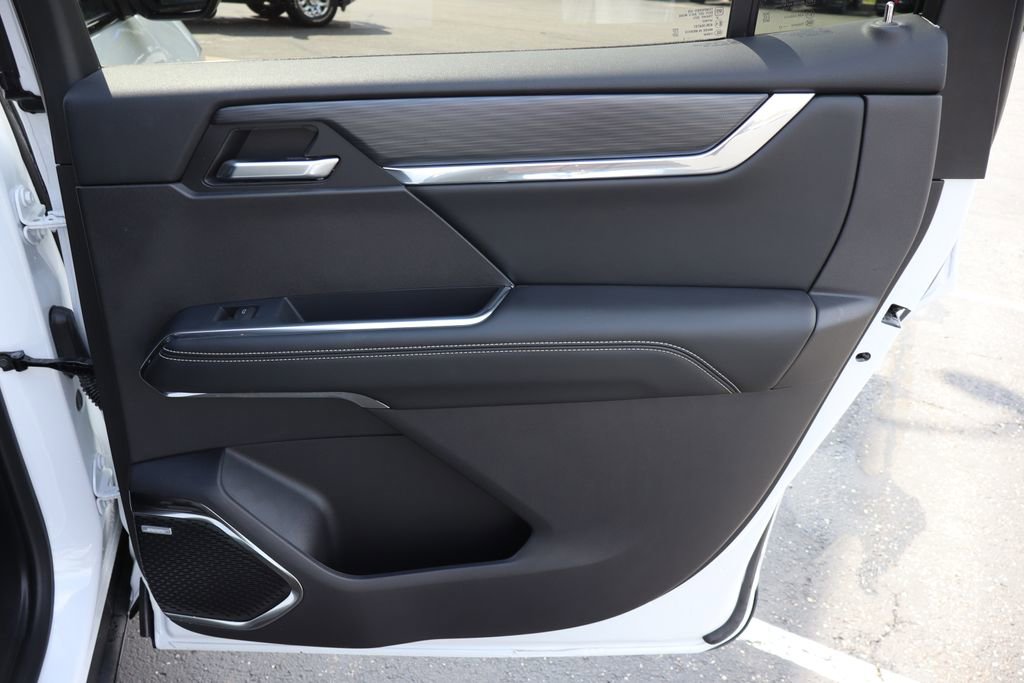 Used 2025 GMC Acadia Elevation w/ Elevation Premium Package FWD image 30