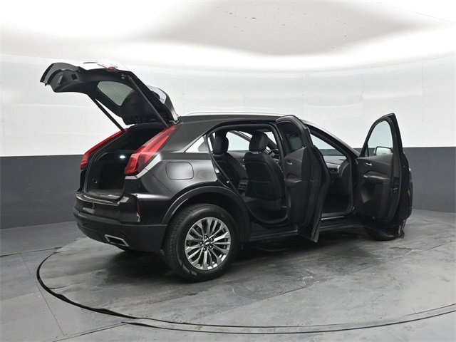 Used 2024 Cadillac XT4 Premium Luxury image 47