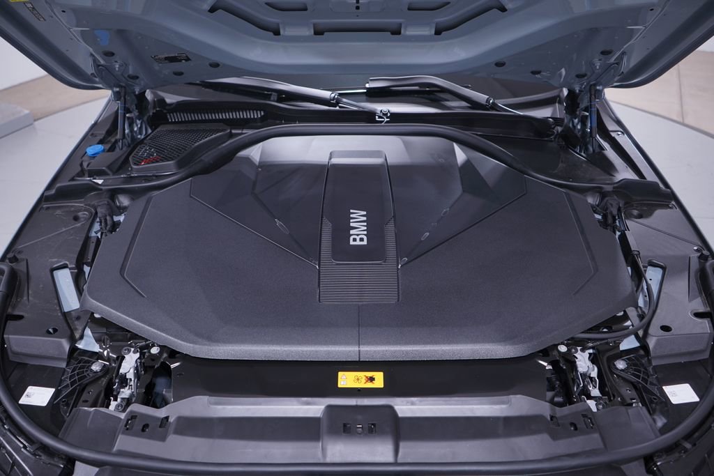 New 2026 BMW i5 eDrive40 w/ M Sport Package image 16
