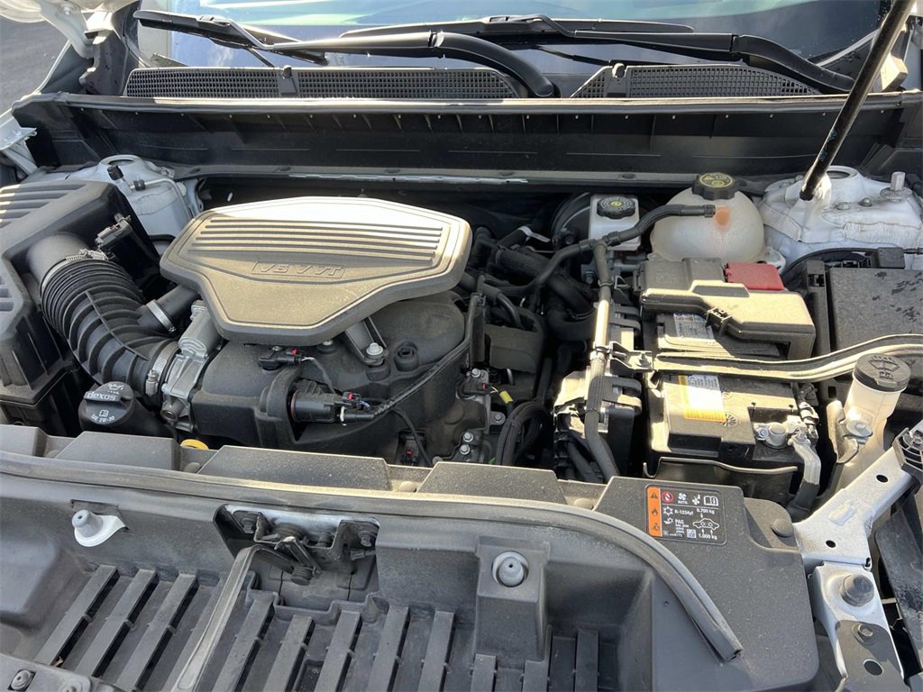 Certified 2023 GMC Acadia SLT w/ Technology Package image 11