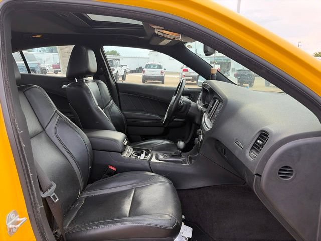 Used 2017 Dodge Charger SXT w/ AWD Plus Group image 25