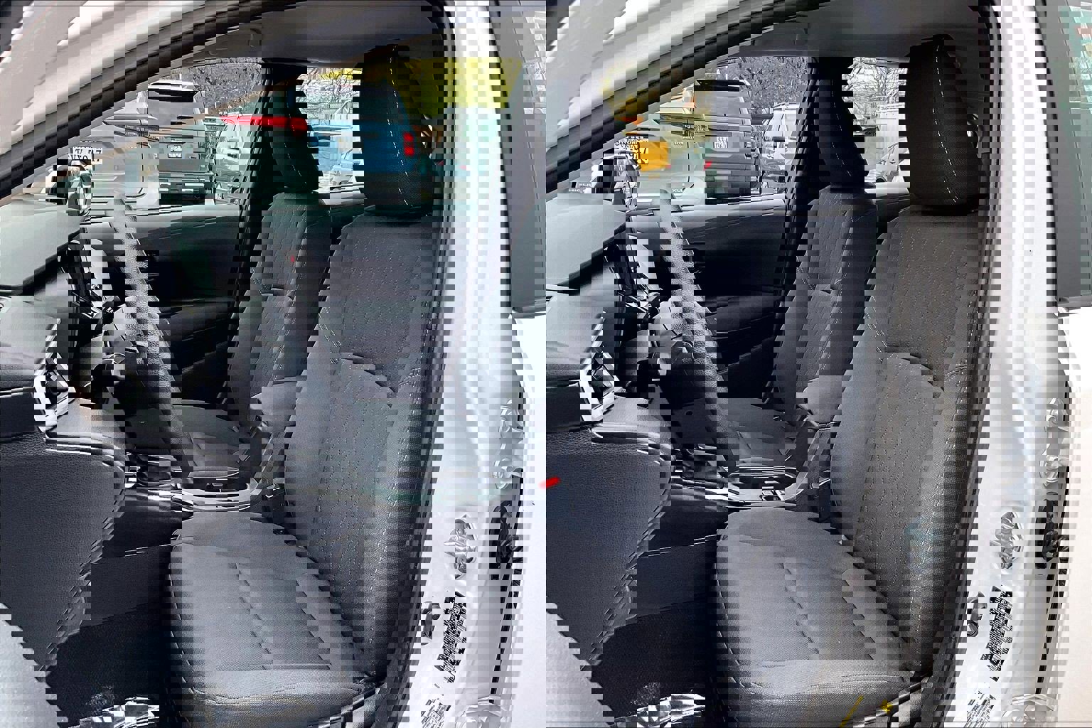 Used 2025 Toyota Corolla LE image 23