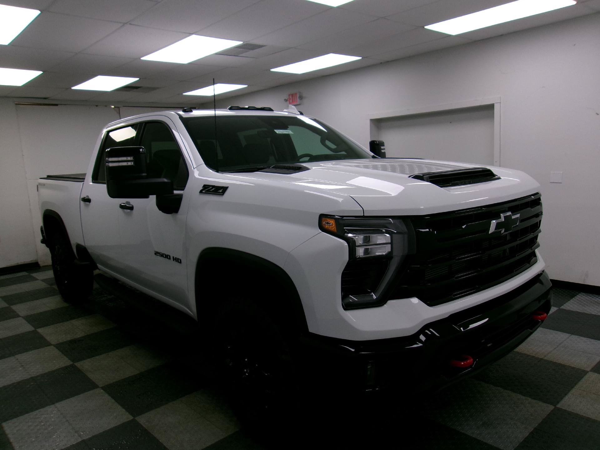 New 2026 Chevrolet Silverado 2500 LTZ AWD/4WD image 12