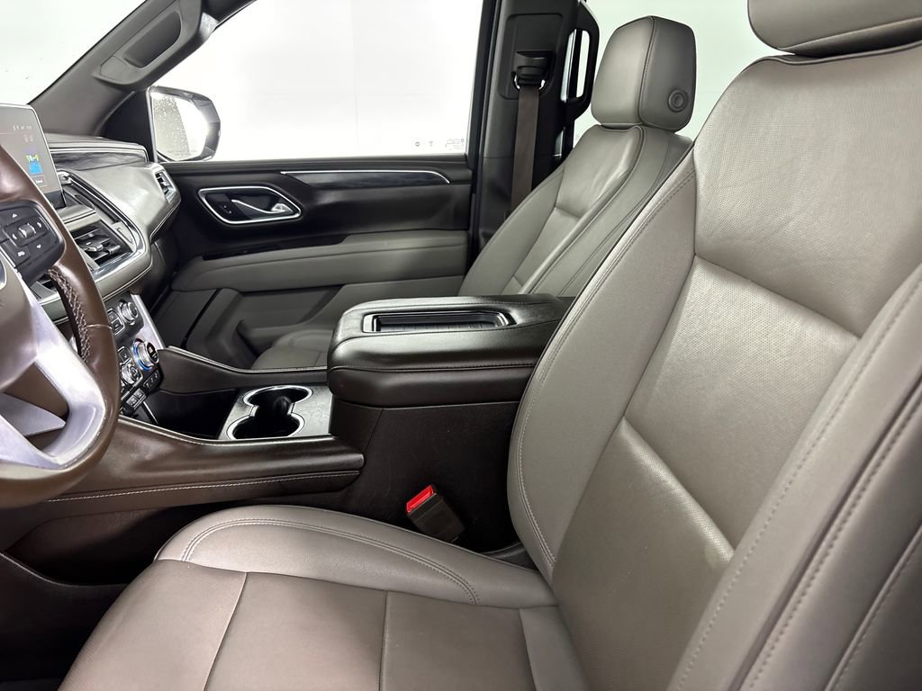 Used 2023 GMC Yukon SLT image 8