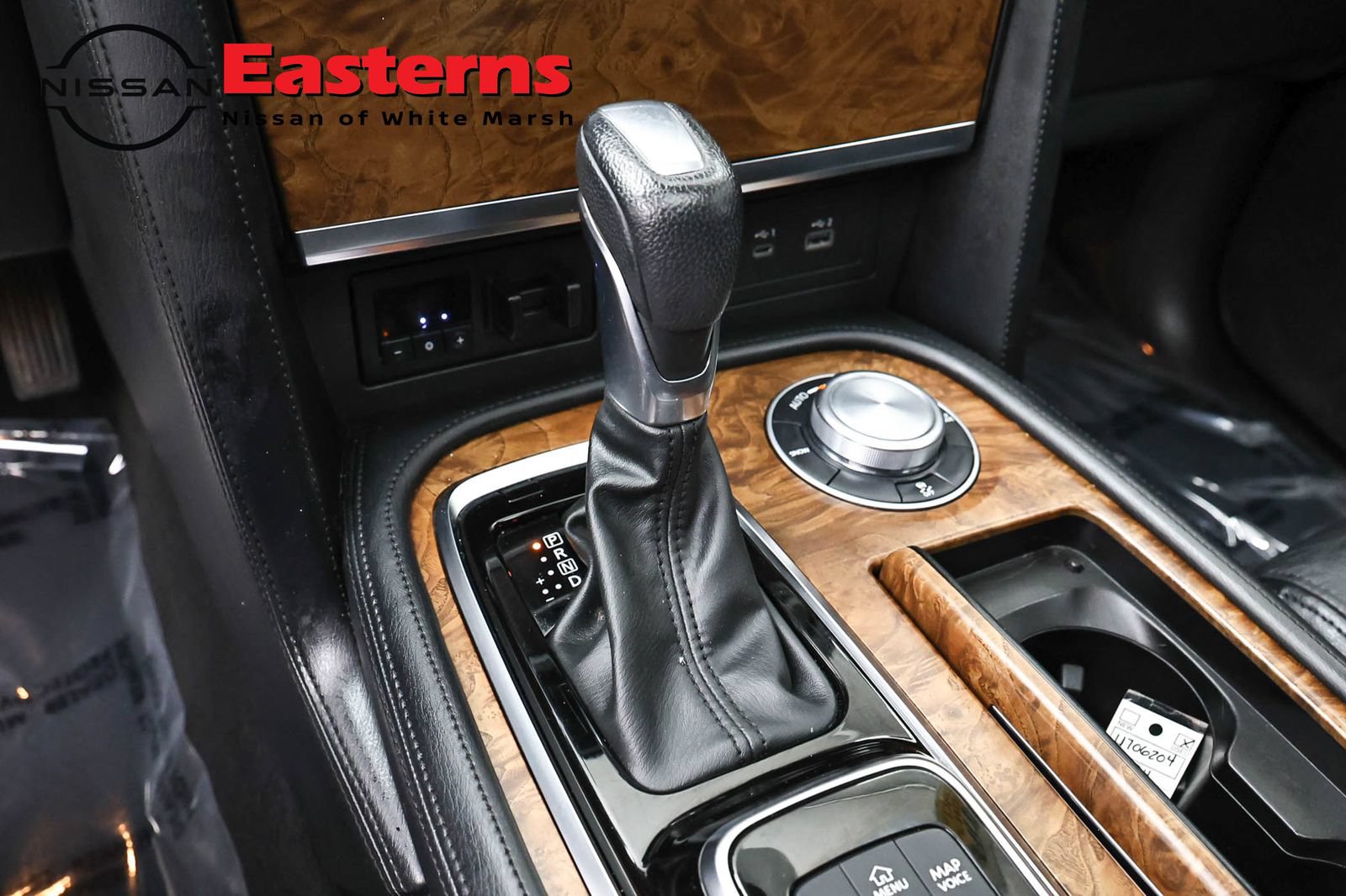 Used 2024 Nissan Armada SL AWD/4WD image 13