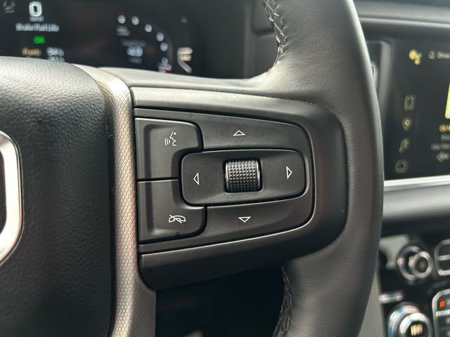 Used 2024 GMC Yukon XL Denali image 19