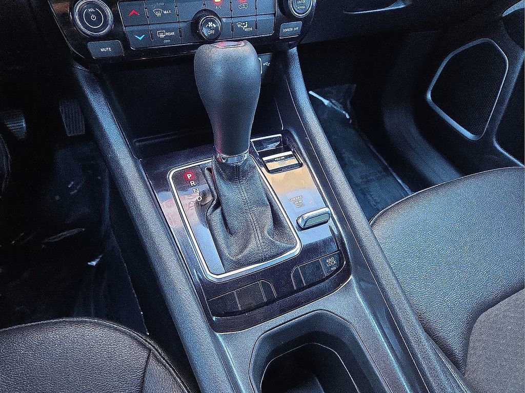 Used 2024 Jeep Compass Latitude image 31