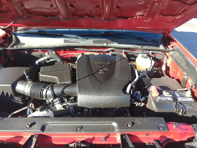 Used 2023 Toyota Tacoma TRD Off-Road image 23