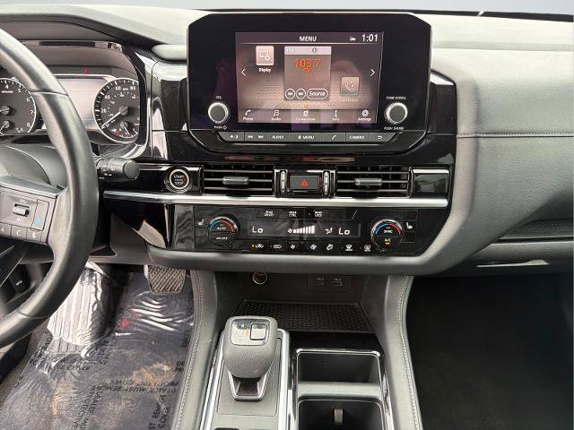 Certified 2024 Nissan Pathfinder SV FWD image 15
