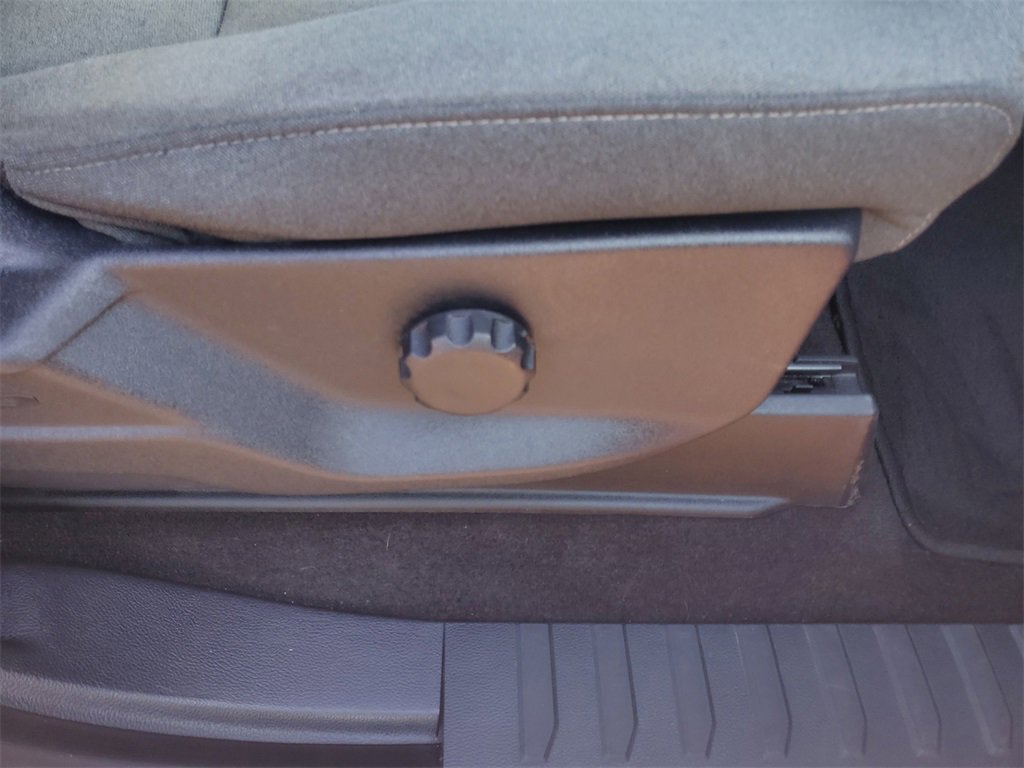 Used 2023 Ford F150 XLT image 34