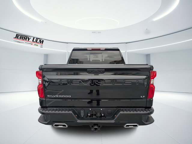 Used 2024 Chevrolet Silverado 1500 LT Trail Boss w/ Convenience Package II AWD/4WD image 4