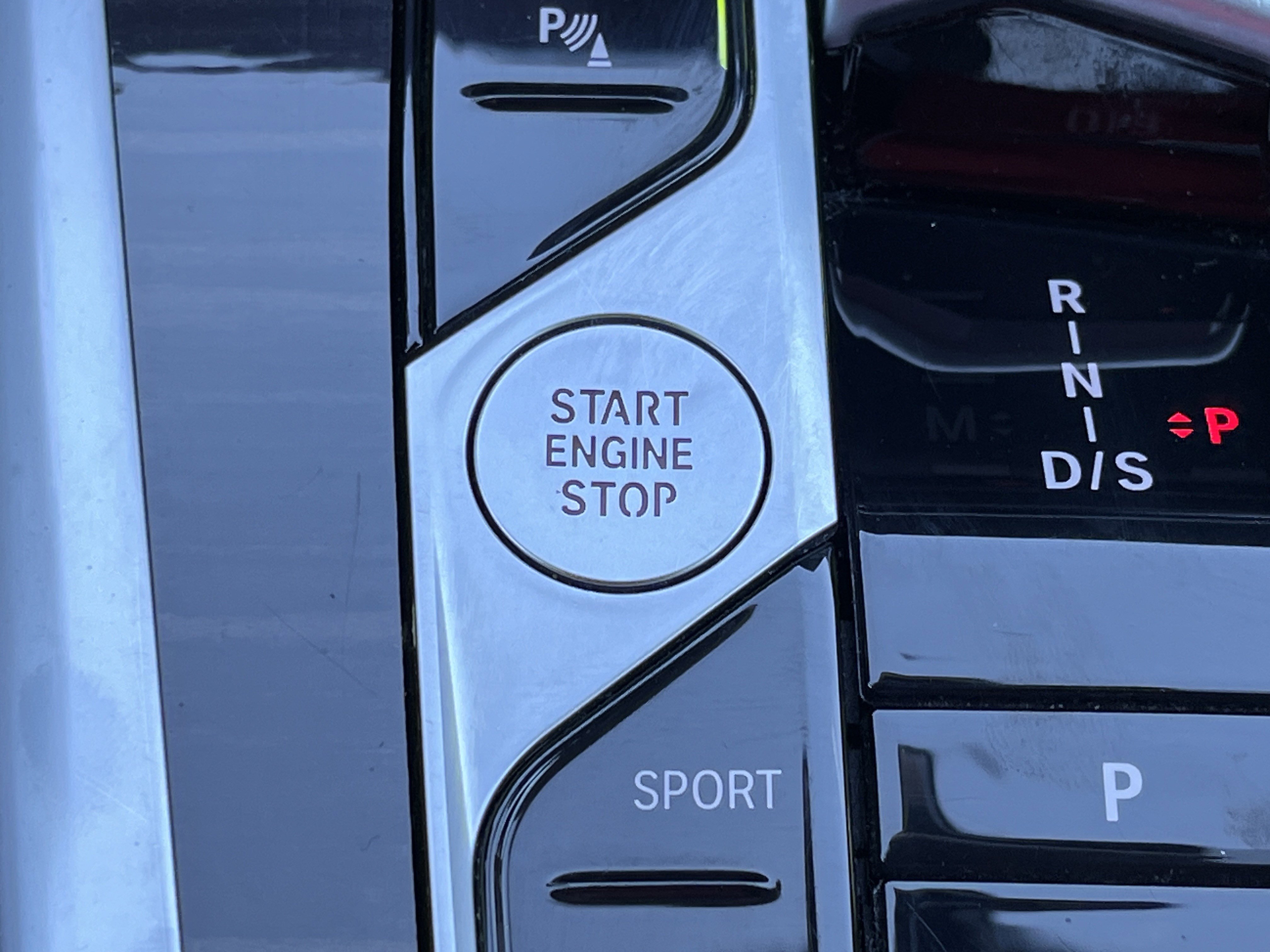 Used 2024 BMW X6 xDrive40i image 11