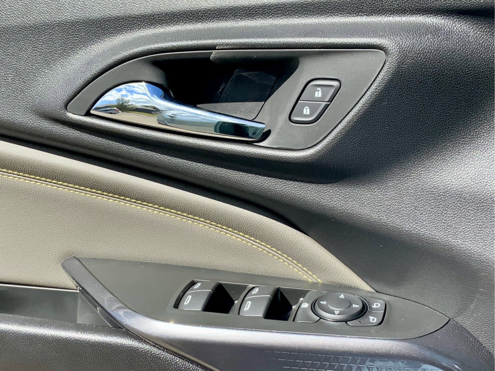 New 2026 Chevrolet Trax ACTIV FWD image 45