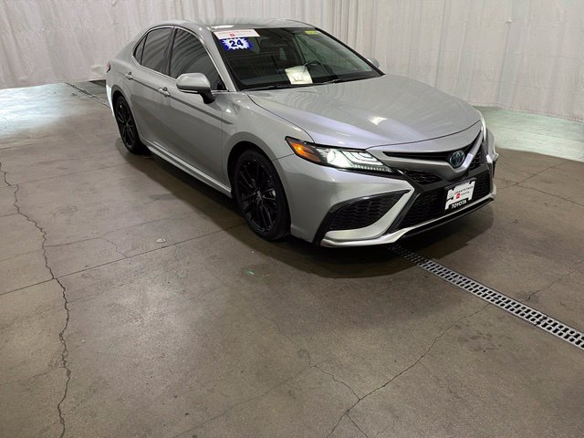 Used 2024 Toyota Camry XSE FWD image 1