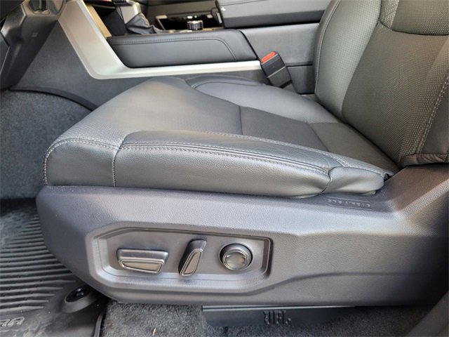 Used 2025 Toyota Tundra Limited image 21