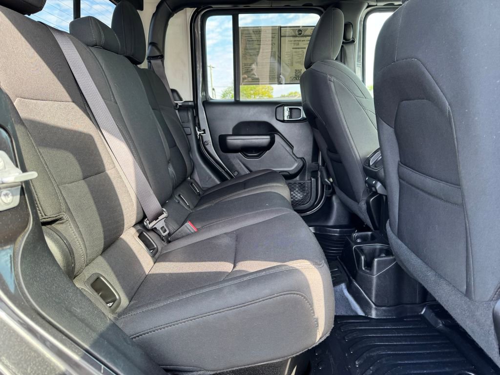 Used 2021 Jeep Gladiator Sport AWD/4WD image 15