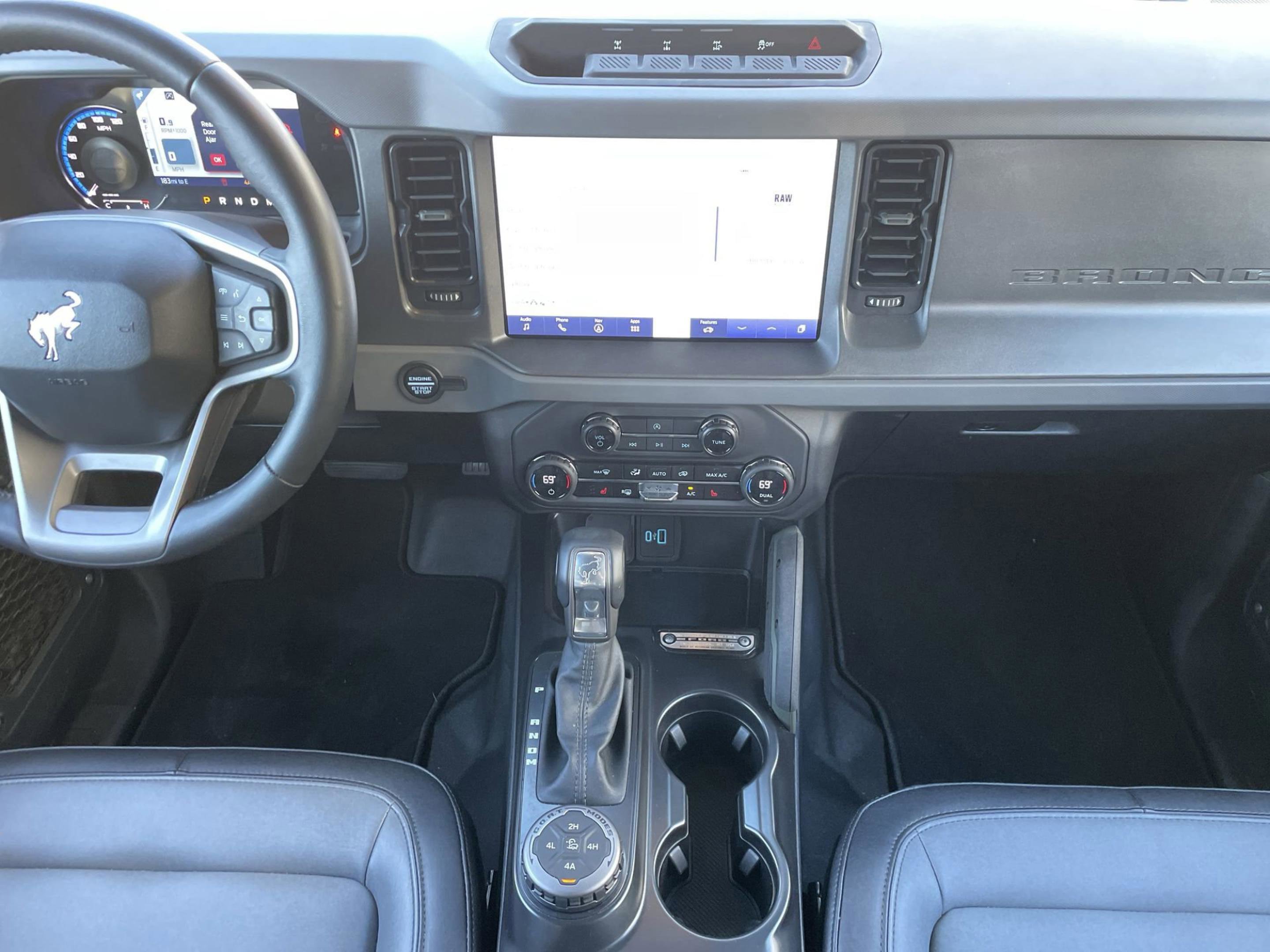 Used 2024 Ford Bronco Everglades image 30