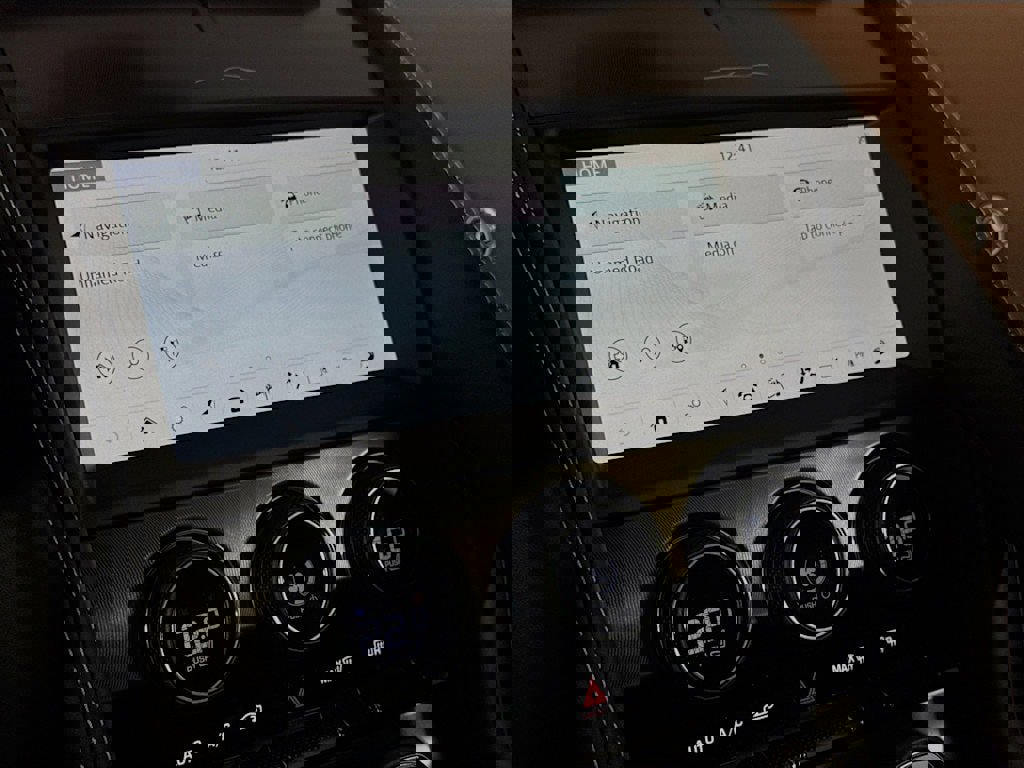 New 2024 Jaguar F-TYPE R image 19