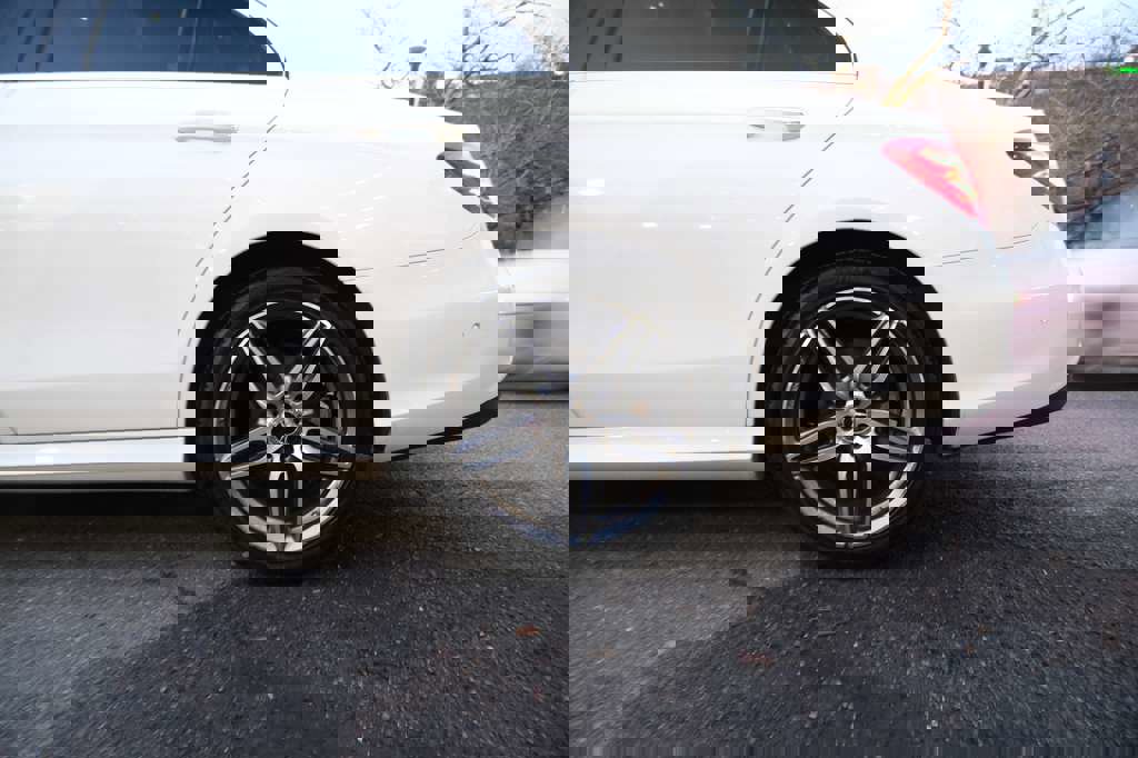 Used 2019 Mercedes-Benz E 300 4MATIC w/ Premium 1 Package image 7