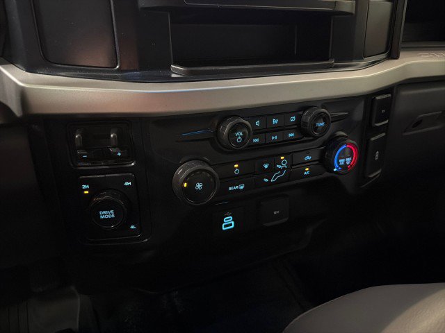 Used 2024 Ford F350 XL w/ Snow Plow Prep Package image 19