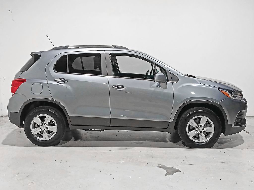 Used 2019 Chevrolet Trax LT w/ LT Convenience Package AWD/4WD image 7