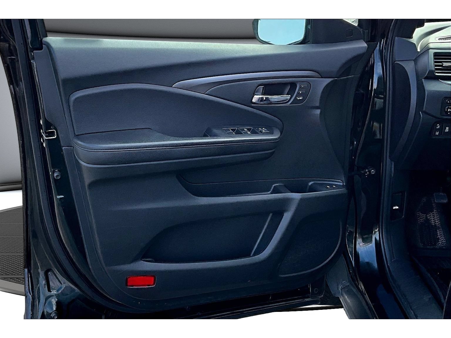 Used 2020 Honda Passport EX-L image 29