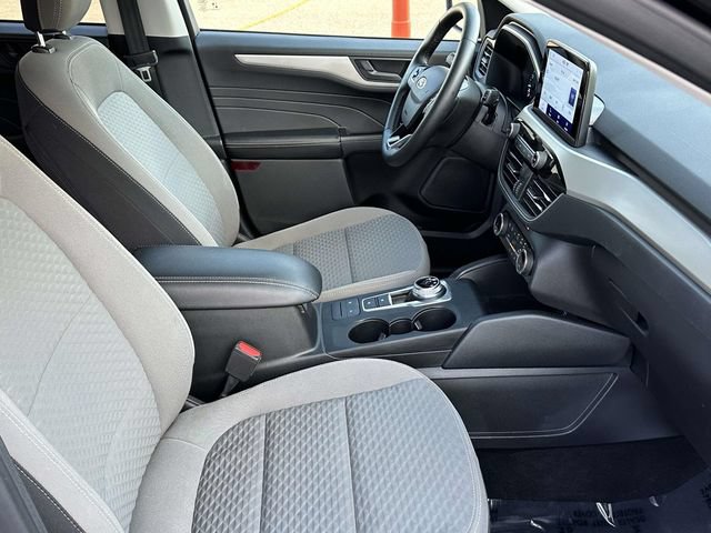 Certified 2022 Ford Escape SE w/ Convenience Package FWD image 9