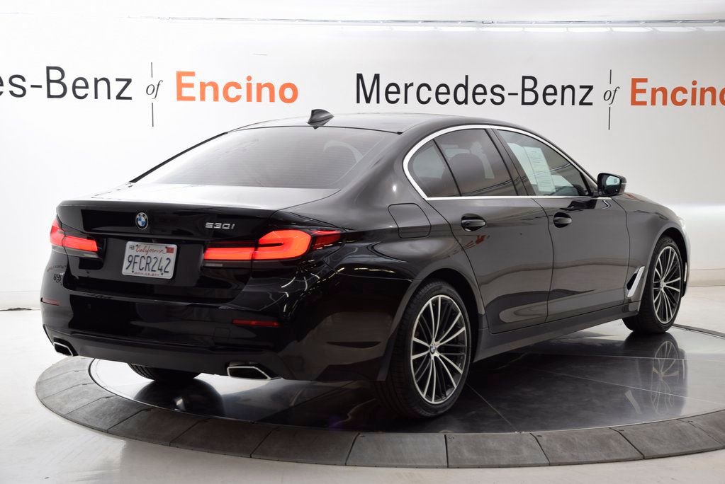 Used 2023 BMW 530i w/ Convenience Package image 6