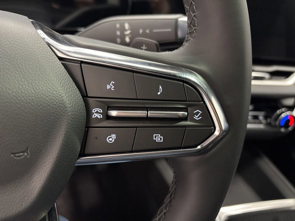 New 2026 Chevrolet Equinox LT w/ Convenience Package II FWD image 20