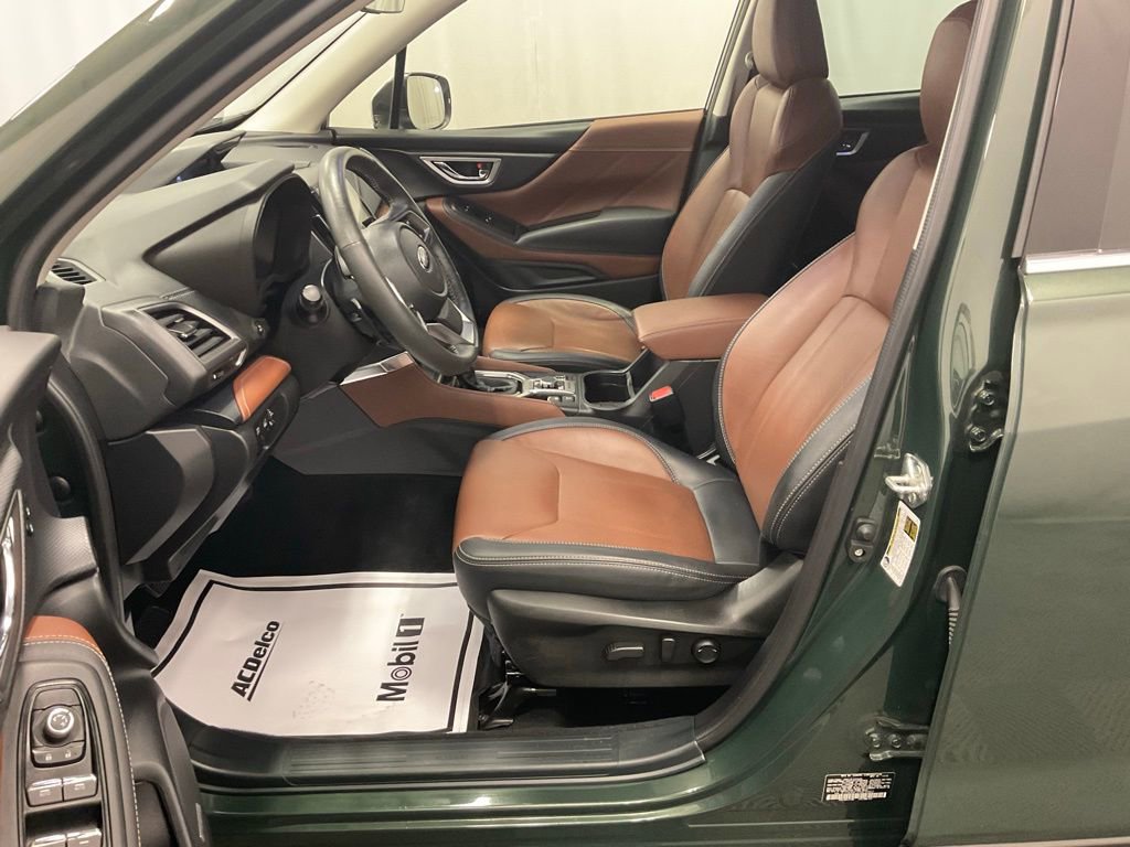 Used 2023 Subaru Forester Touring image 4