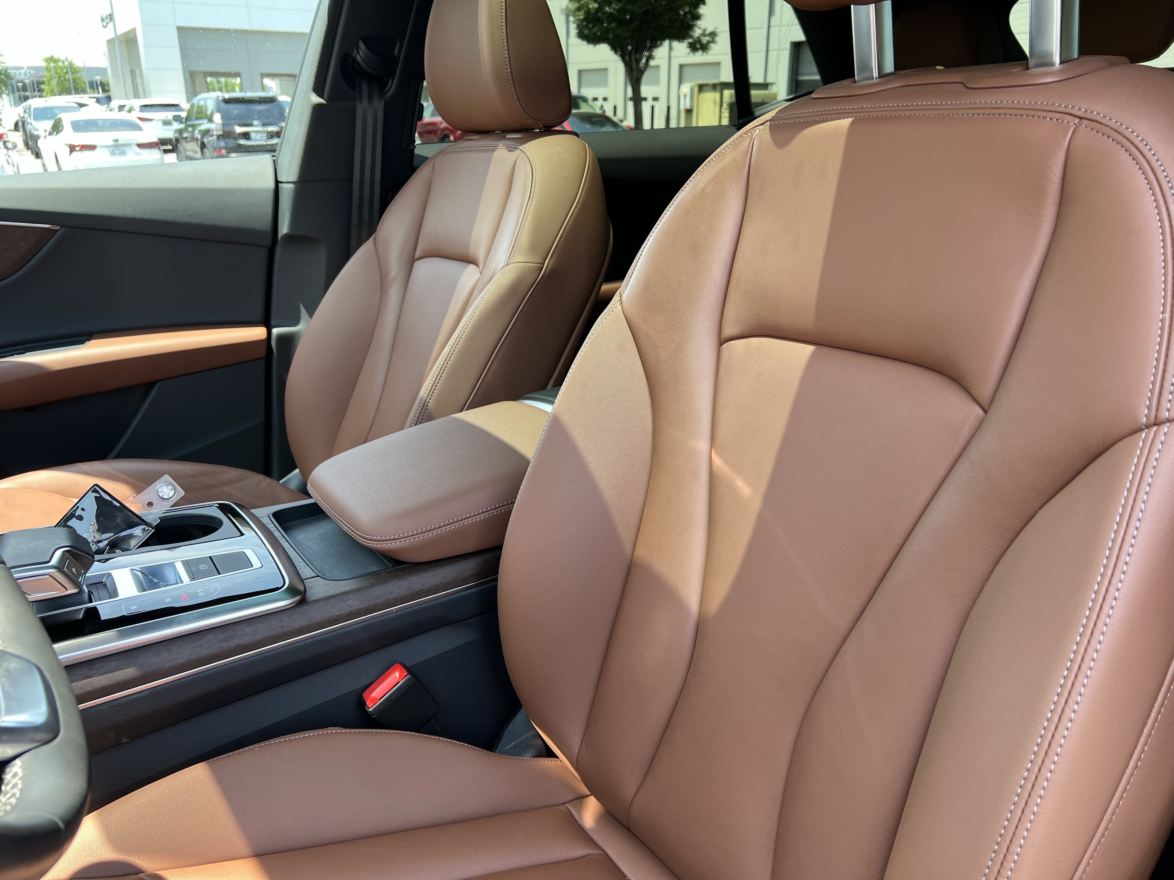 Certified 2024 Audi Q8 Premium AWD/4WD image 17