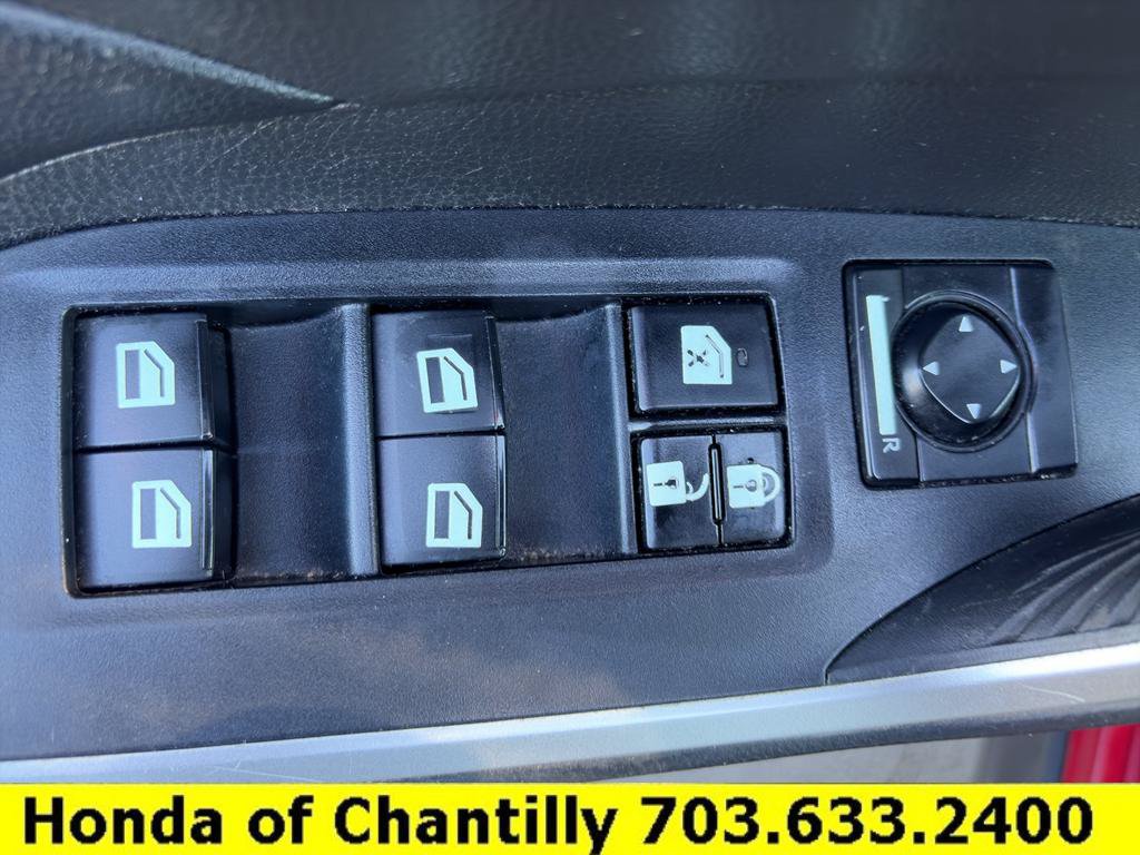 Used 2021 Toyota RAV4 LE AWD/4WD image 52