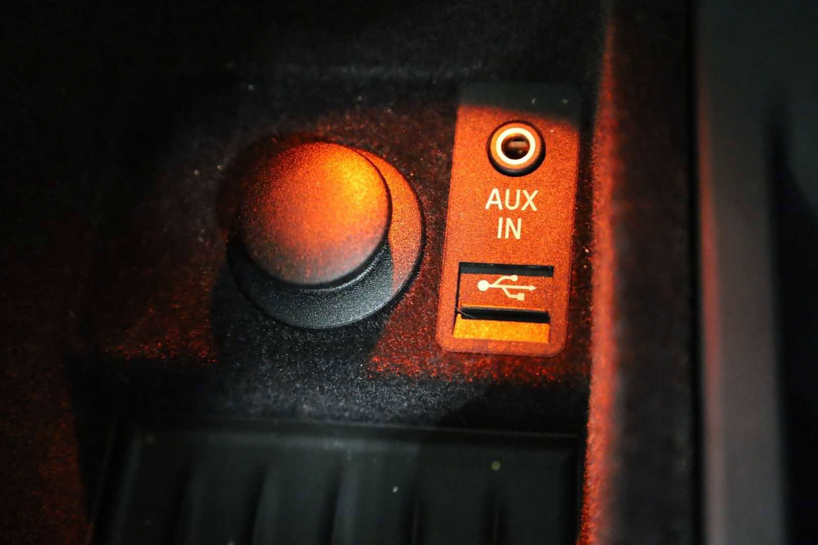 Used 2011 BMW 535i 535i image 32