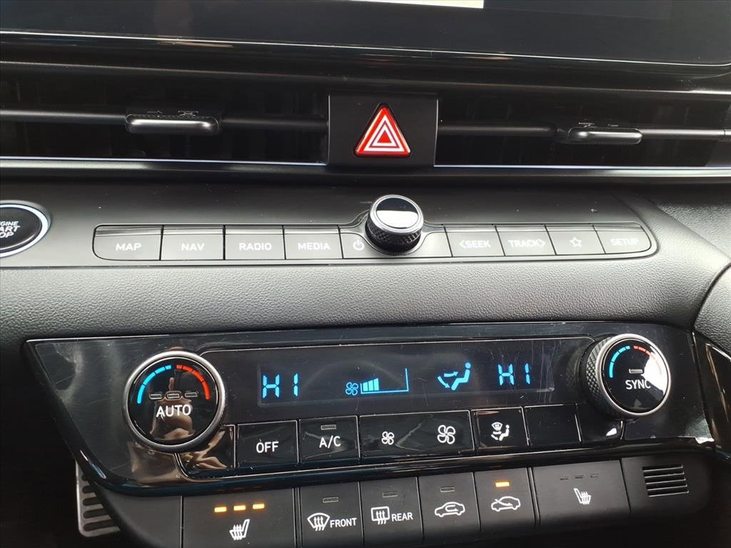 Used 2024 Hyundai Elantra N image 15