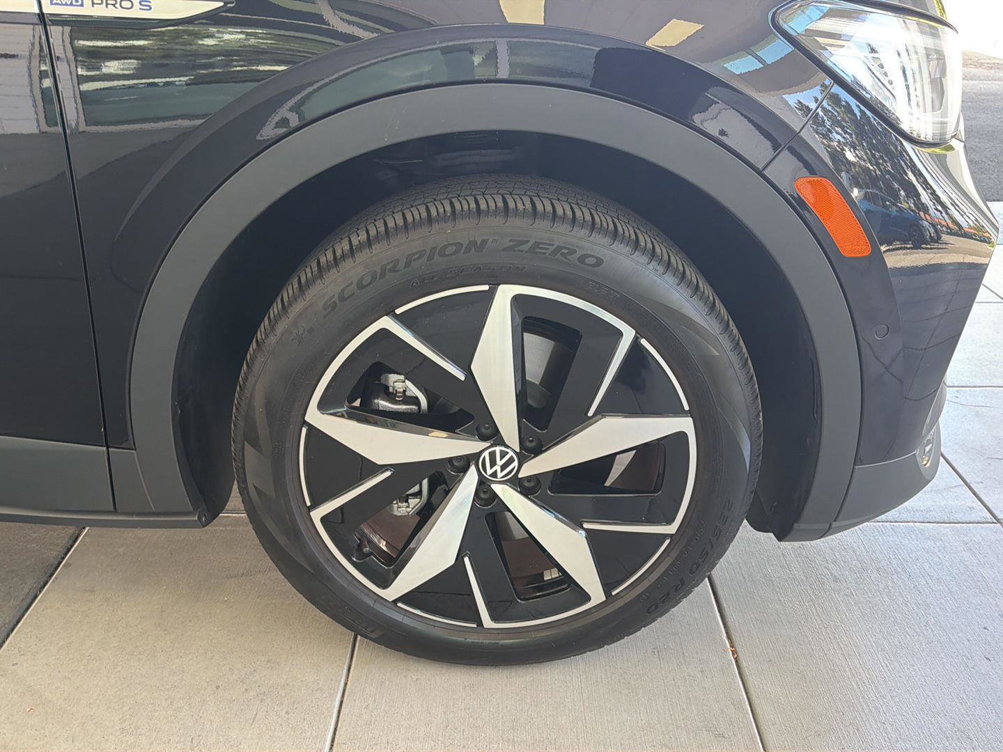 Certified 2023 Volkswagen ID.4 Pro S AWD/4WD image 10
