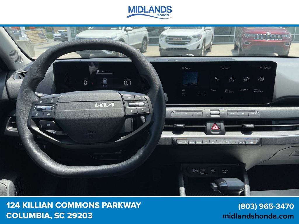 Used 2025 Kia K4 FWD image 12