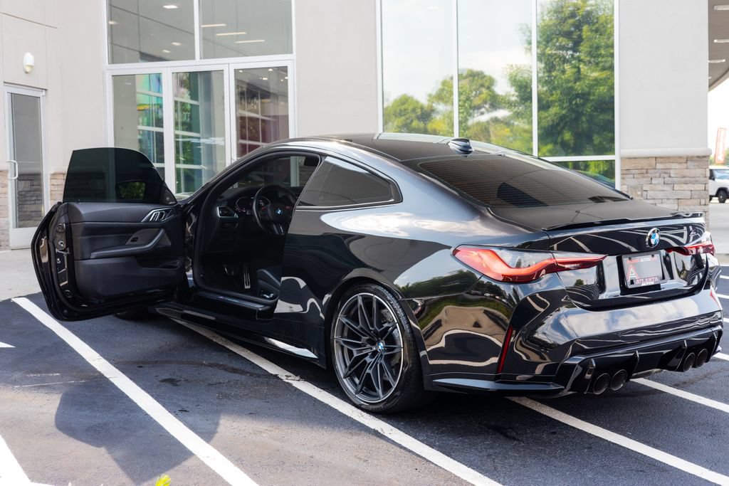 Used 2022 BMW M4 Competition w/ Executive Package RWD image 17