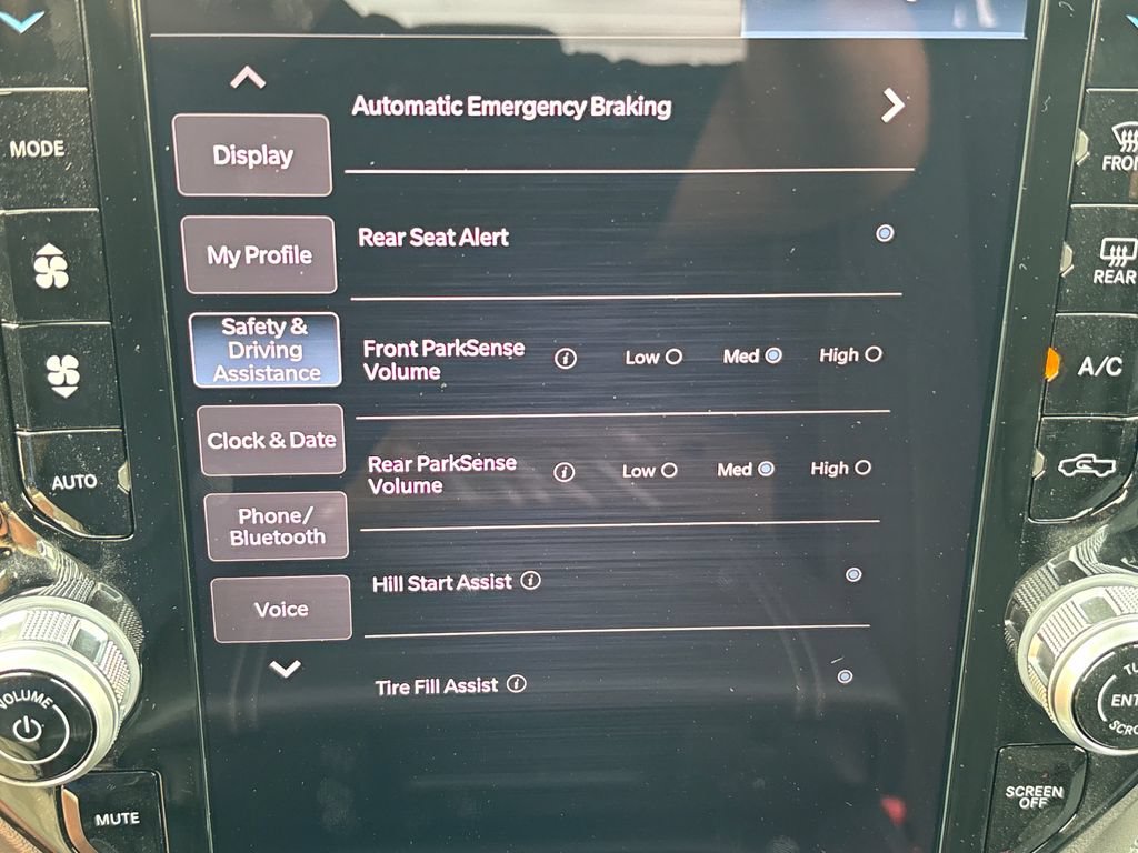 New 2026 RAM 3500 Big Horn AWD/4WD image 7