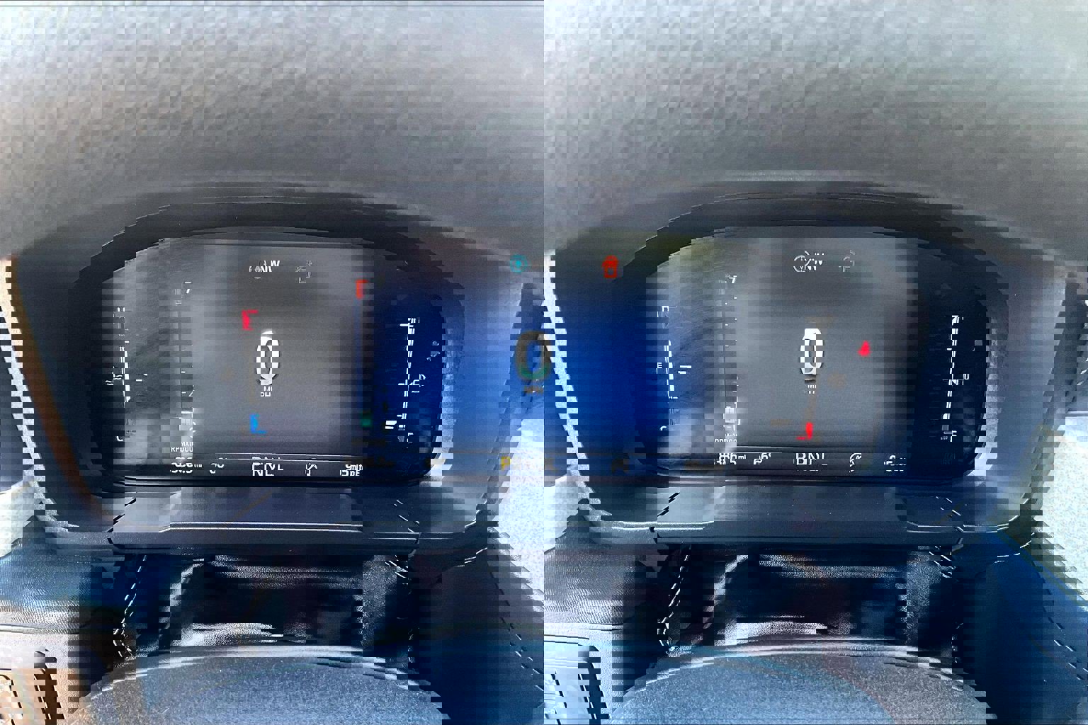 Used 2025 Ford Maverick XLT w/ Equipment Group 302A image 22