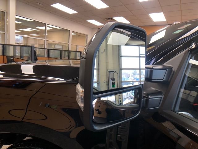 Used 2025 Ford F350 Platinum image 23