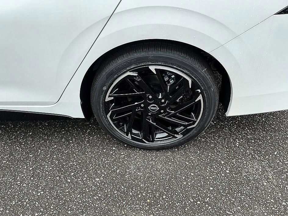 New 2026 Nissan Sentra SR image 8