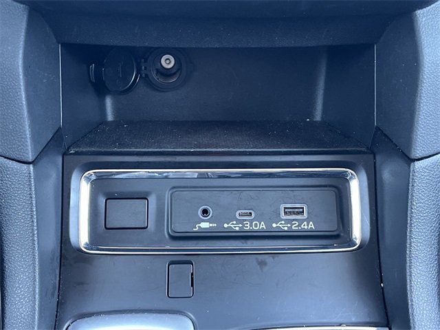 Used 2024 Subaru Ascent Premium w/ Convenience Package image 13