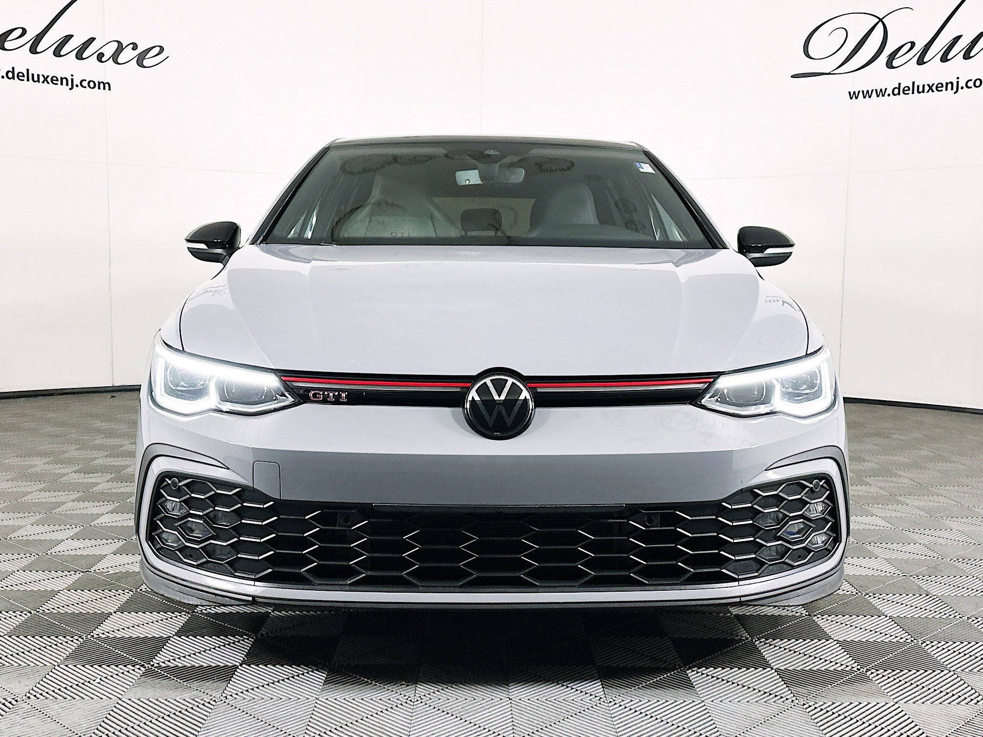 Used 2024 Volkswagen GTI SE w/ SE Leather Seats Package image 2