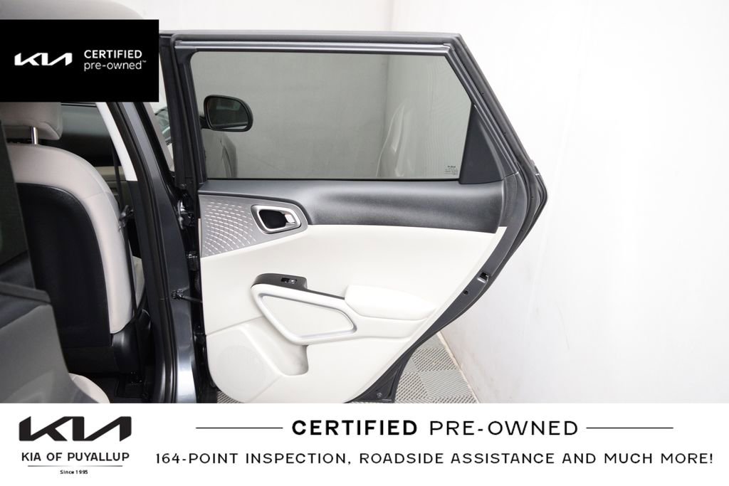 Certified 2025 Kia Soul LX FWD image 14