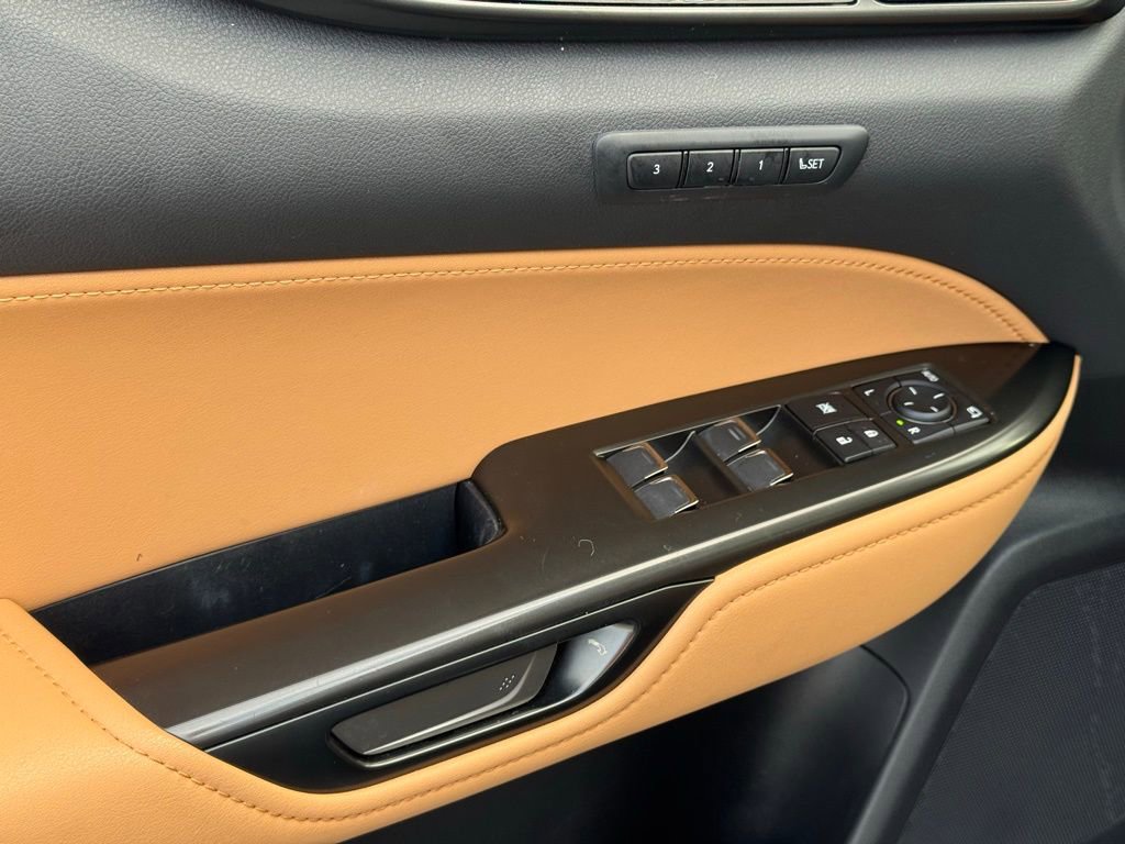 Used 2024 Lexus NX 300h AWD w/ Luxury Package image 25