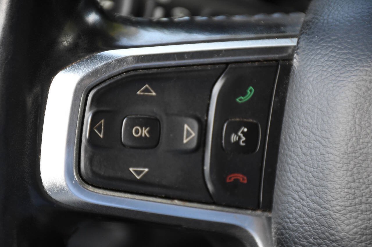 Used 2020 RAM 1500 Laramie w/ Sport Appearance Package AWD/4WD image 34